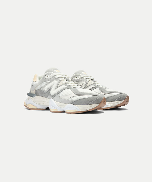 Tenis New Balance Para Mujer Gris image number null